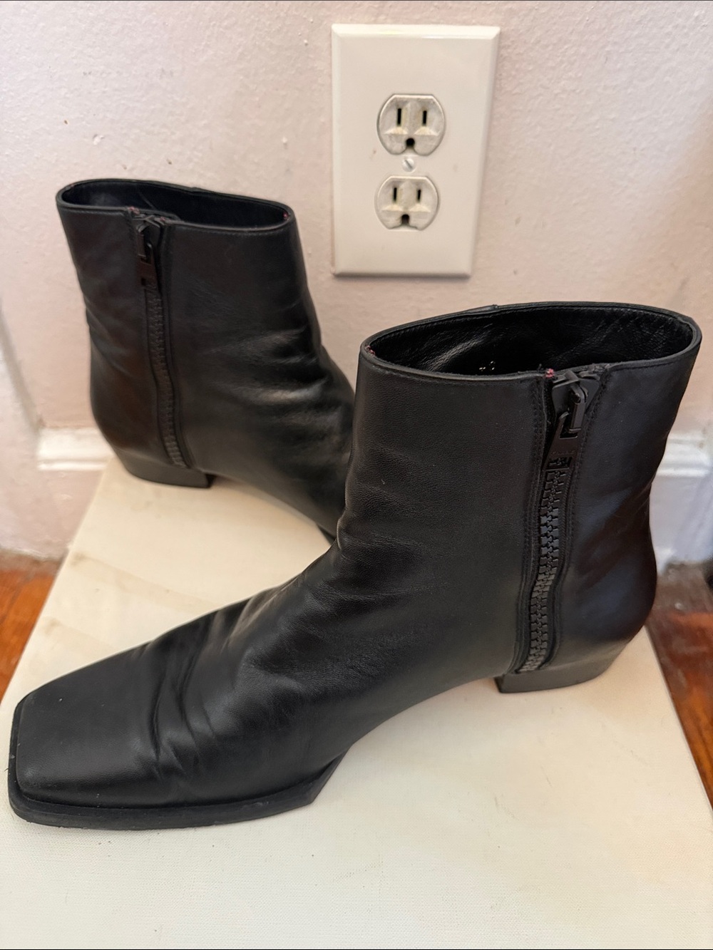 Frame square toe ankle boots size 40